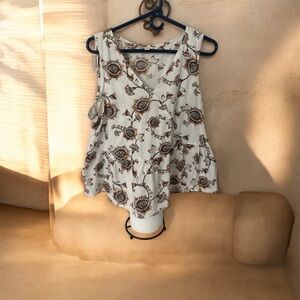 a.n.a Cream Floral Sleeveless Blouse
